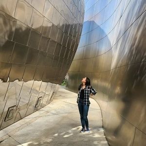 Meet your Posher, Kay